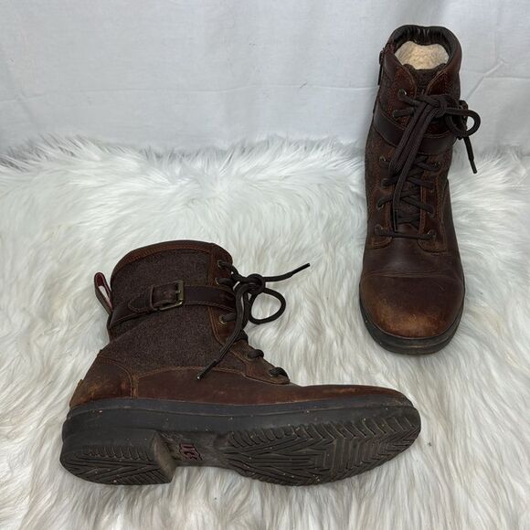 UGG Australia Women's Kesey Tobacco Brown Sherpa Trim Lace Up Ankle Boots Sz 8.5 - Picture 2 of 7